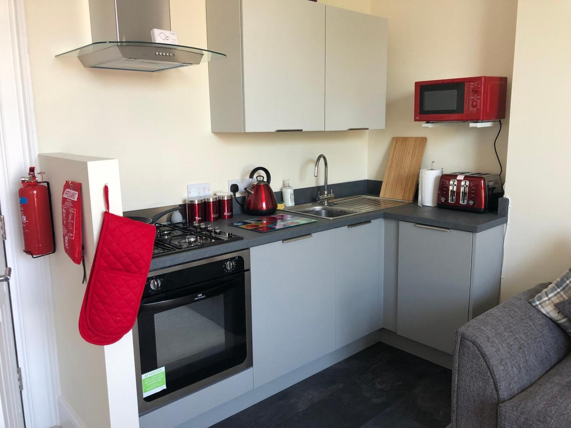 Wight On The Beach, Sleeps 4, Free Off Road Parking, Balcony With Sea Views Ryde (Isle of Wight) Exterior foto